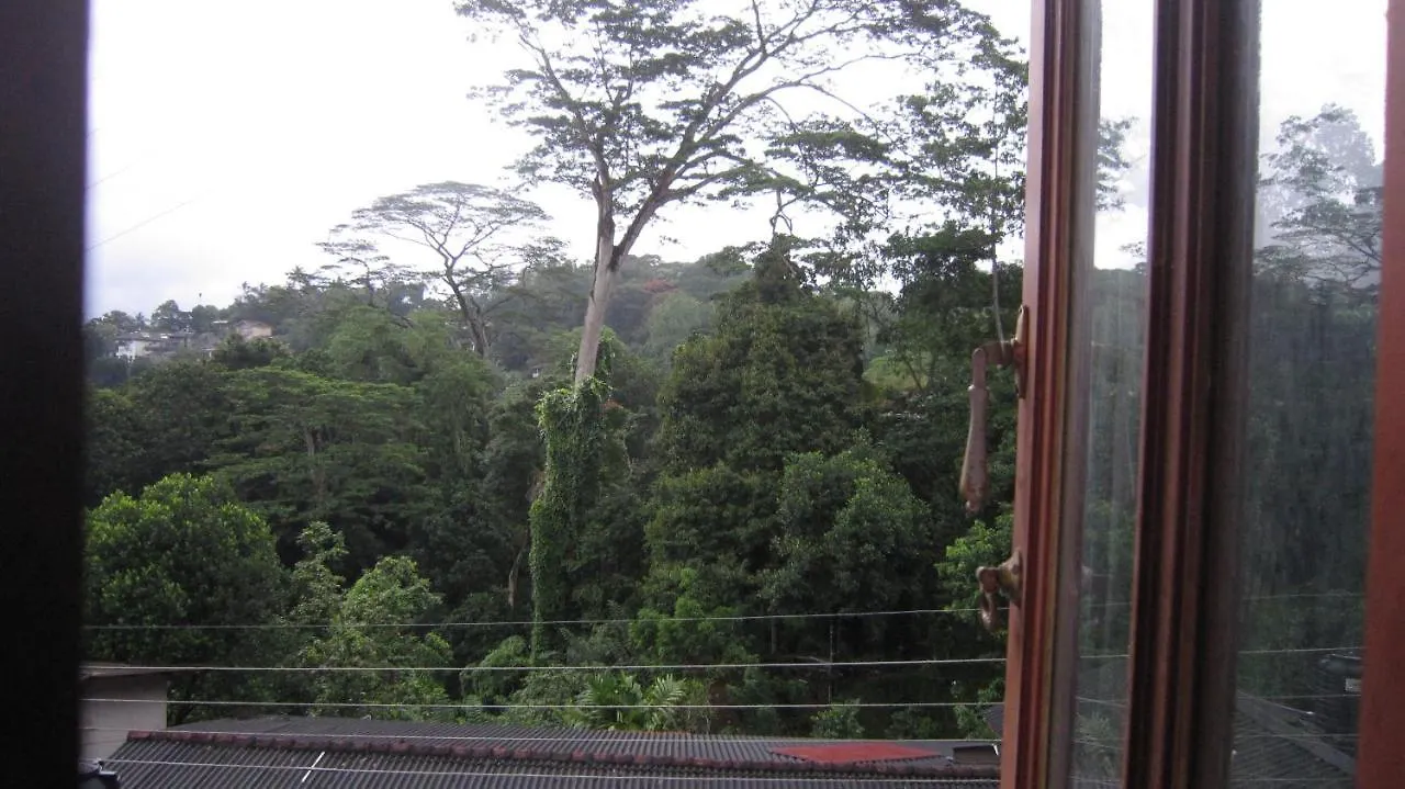 Bethel Rest Homestay Kandy Couette-café